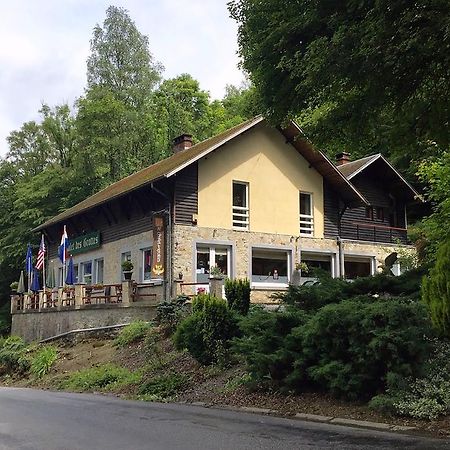 מלון Hastière-Lavaux Chalet Des Grottes מראה חיצוני תמונה