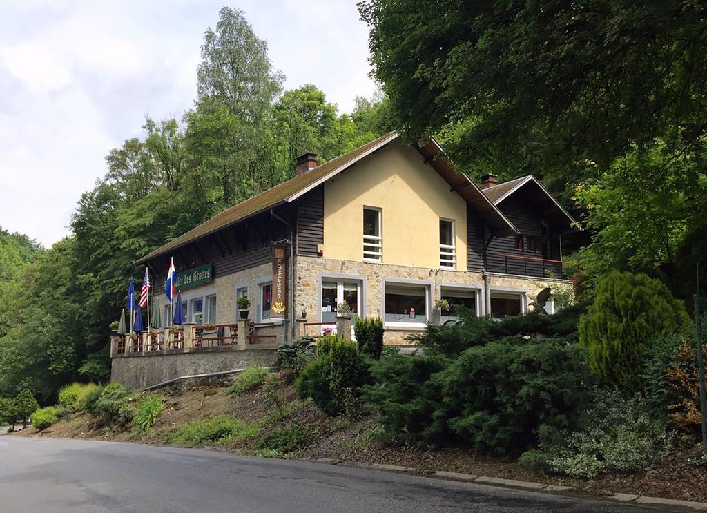 מלון Hastière-Lavaux Chalet Des Grottes מראה חיצוני תמונה